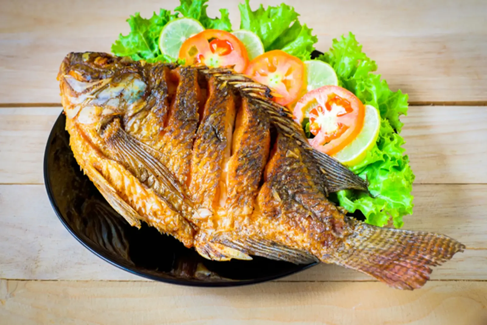 Top 5 món ngon từ cá trong suất ăn công nghiệp