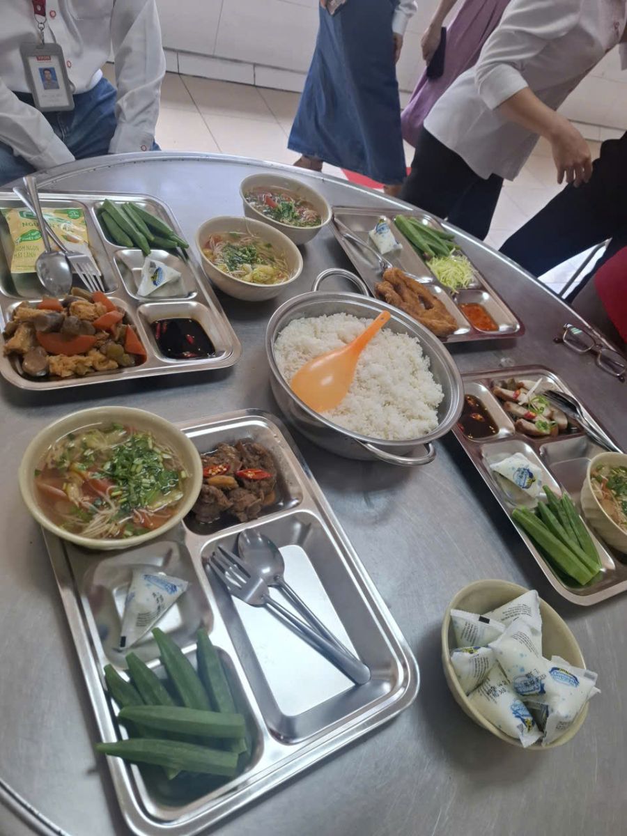 Cung Cấp Suất Ăn Công Nghiệp Tân Bình