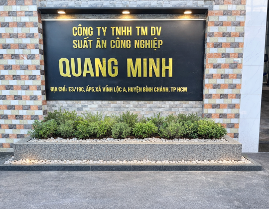 Suất ăn công nghiệp Quang Minh
